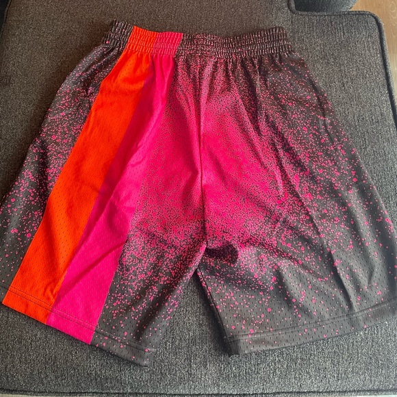 Miami Heat NBA Mitchell & Ness Swingman Basketball Shorts Size Medium - Picture 7 of 7